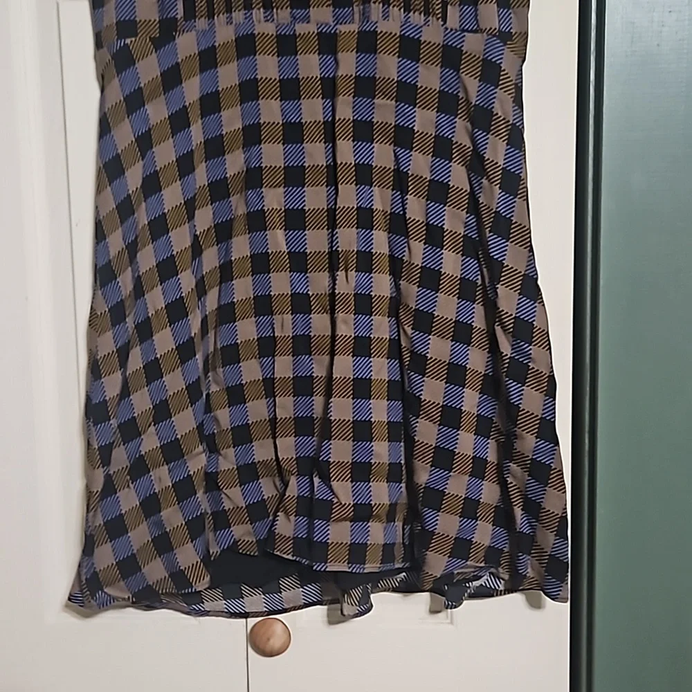 Dress - Picture 3 of 5